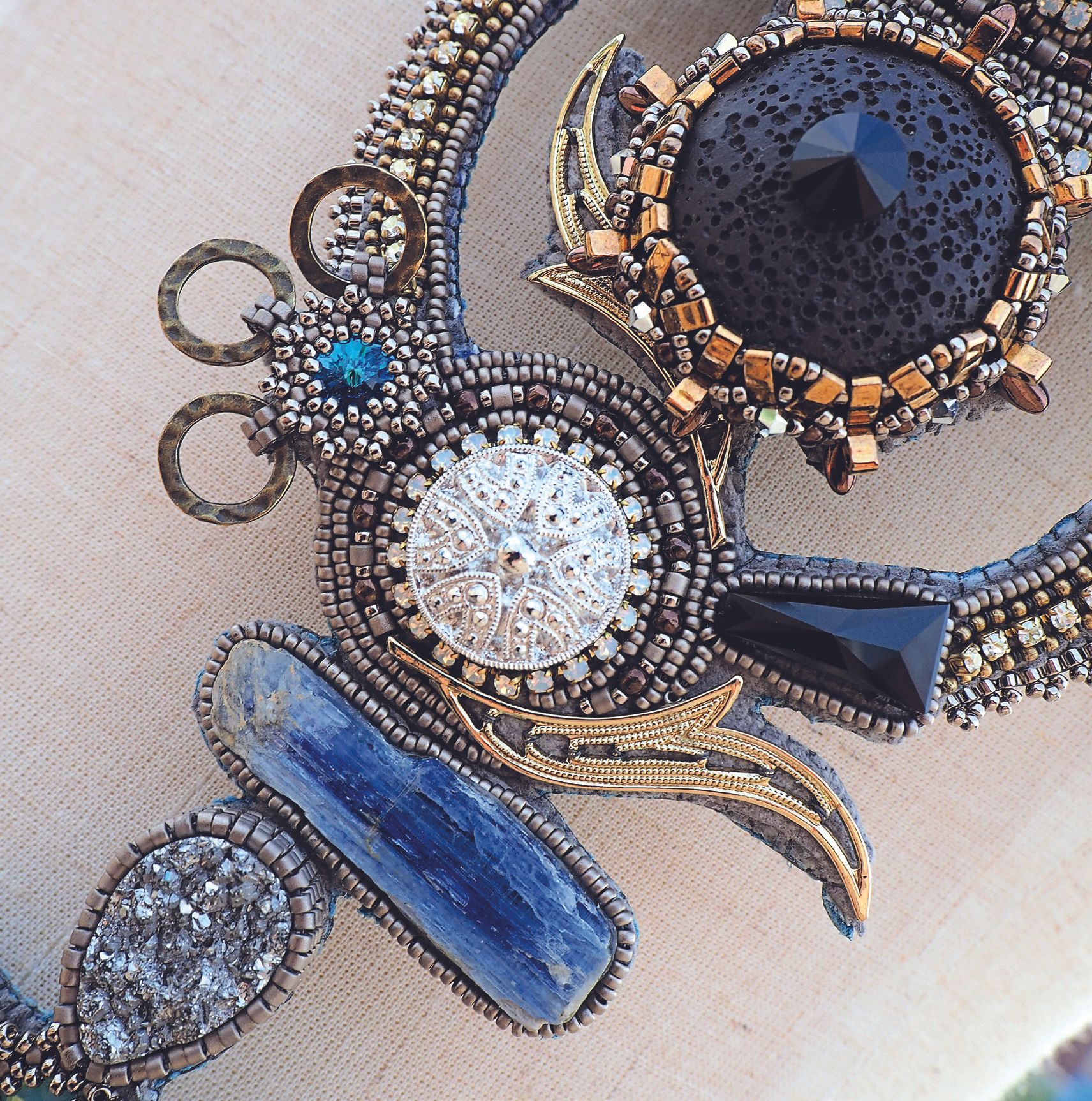 Stringing/Beading Artisan (Fashion Jewellery) – Career Pathways